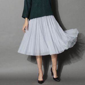 Chicwish Ethereal Tulle Mesh Midi Skirt in Gray